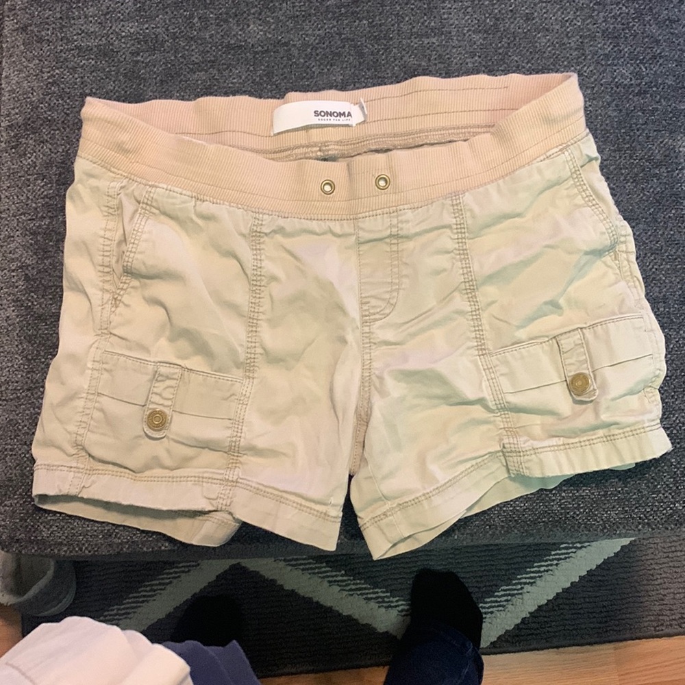Sonoma shorts. Size 6